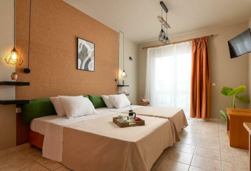 סטודיו סטנדרט עם מרפסת, Goji Vegan