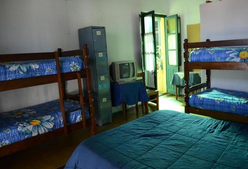 패밀리 룸, Hostel El Español