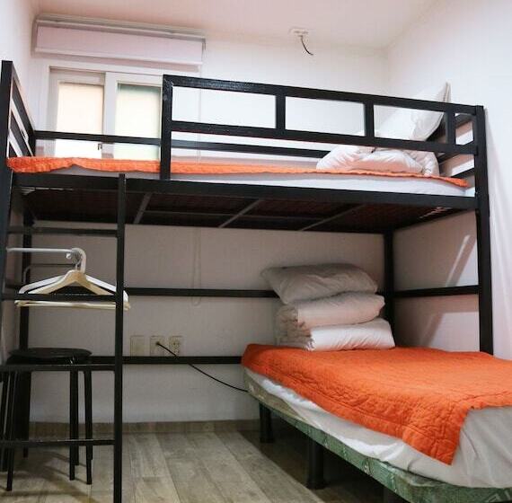 اتاق استاندارد با سرویس بهداشتی مشترک, Hostel Korea Original