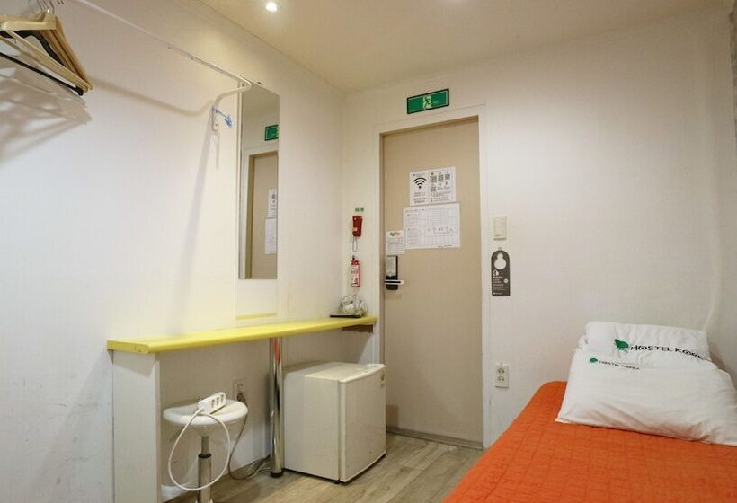 اتاق استاندارد با سرویس بهداشتی مشترک, Hostel Korea Original