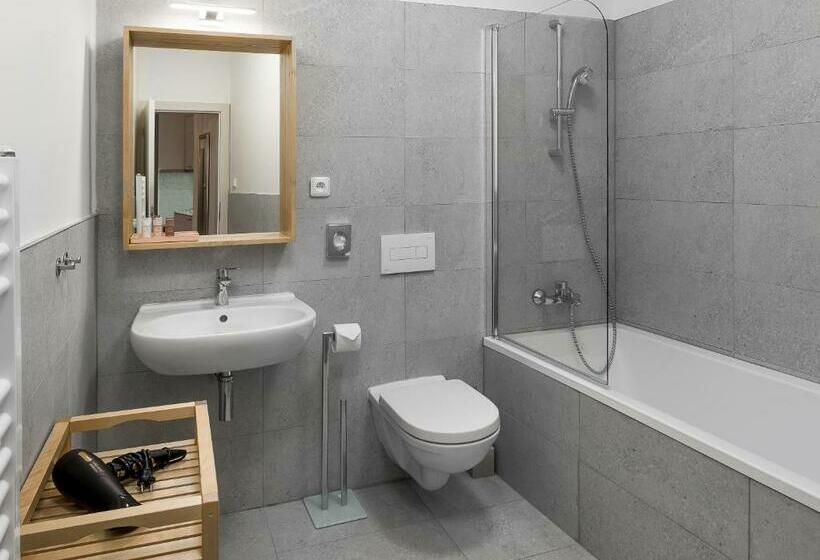 آپارتمان 2 خوابه, 7 Tales Apartments By Prague Residences