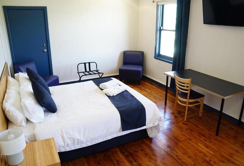 غرفة قياسية, Gunnedah