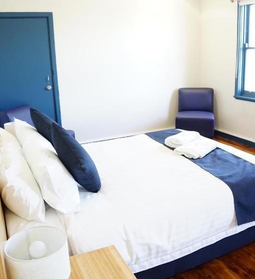 غرفة قياسية حمام مشترك, Gunnedah