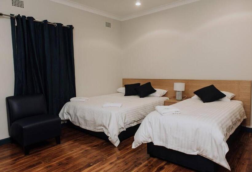 غرفة قياسية ثلاثية, Gunnedah