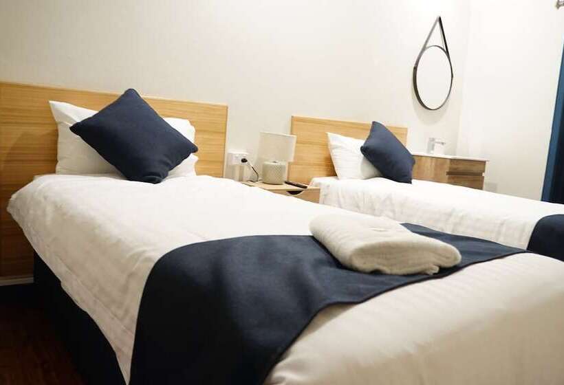 غرفة قياسية حمام مشترك, Gunnedah