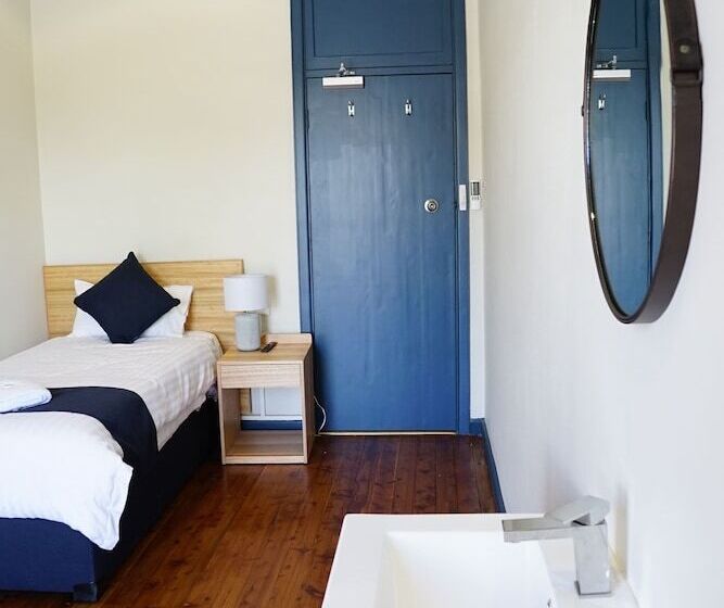 غرفة قياسية فردية حمام مشترك, Gunnedah