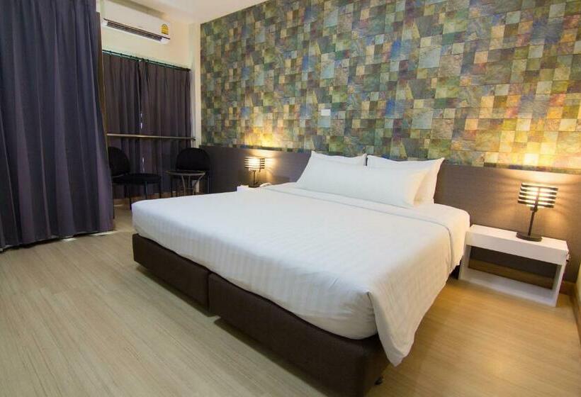 اتاق سوپریور, Prajaktra City Hostel