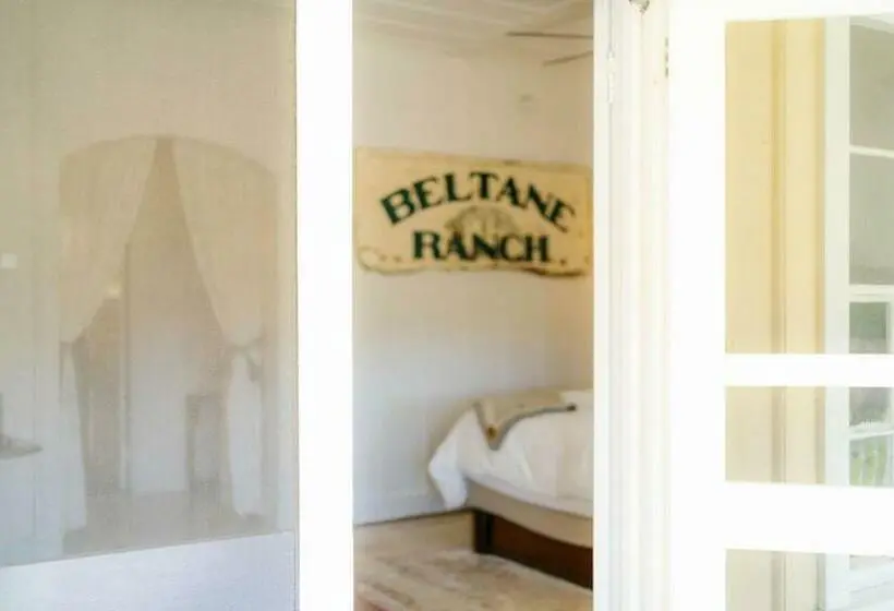 バルコニー付きスタンダードルーム, Beltane Ranch
