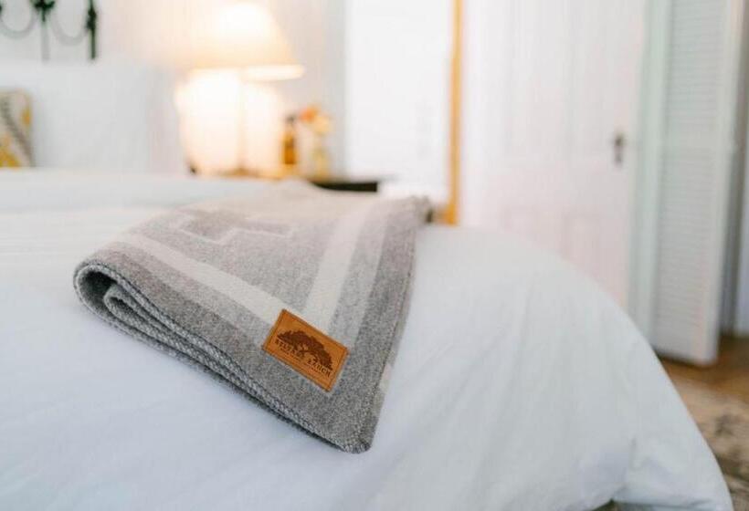 스탠다드 발코니 룸, Beltane Ranch