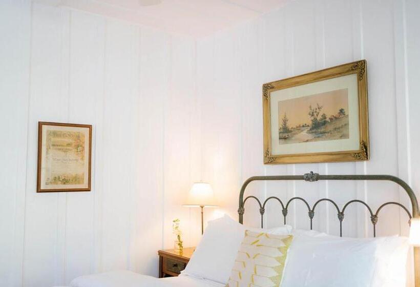 디럭스 룸, Beltane Ranch