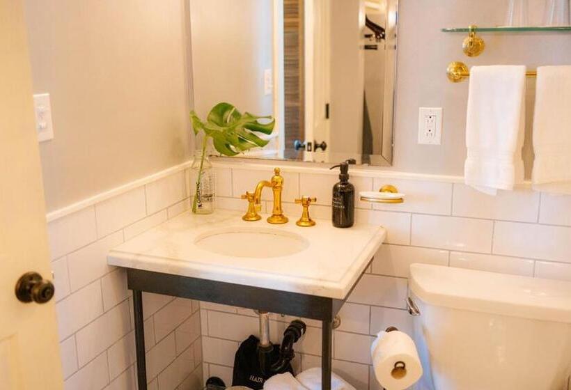 디럭스 룸, Beltane Ranch