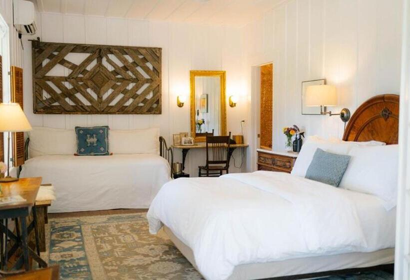 수피리어 룸, Beltane Ranch