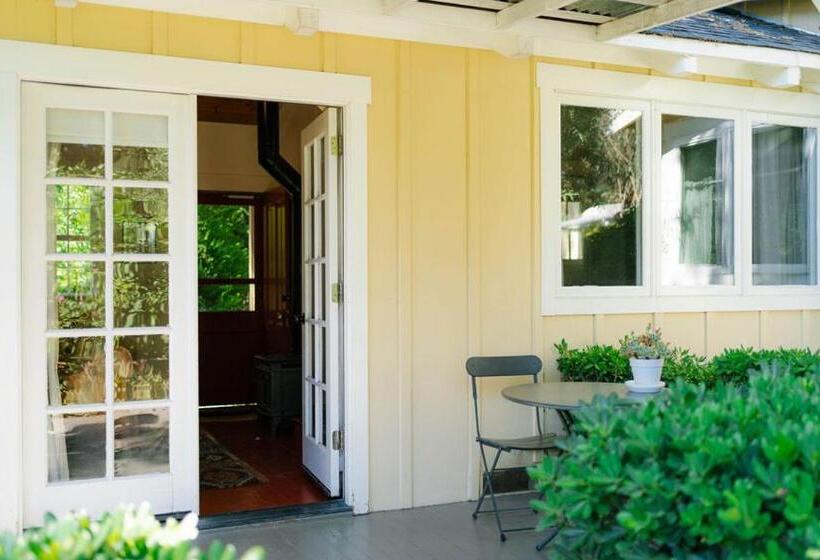 오두막, Beltane Ranch