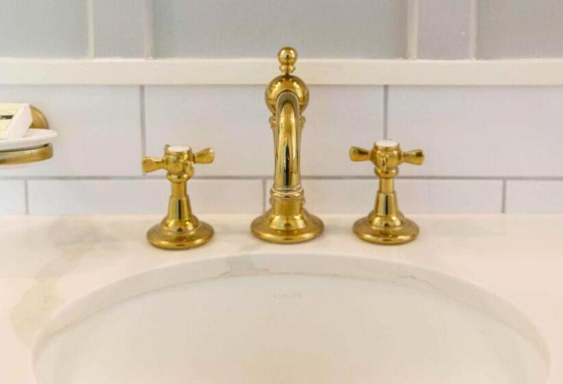 스위트, Beltane Ranch