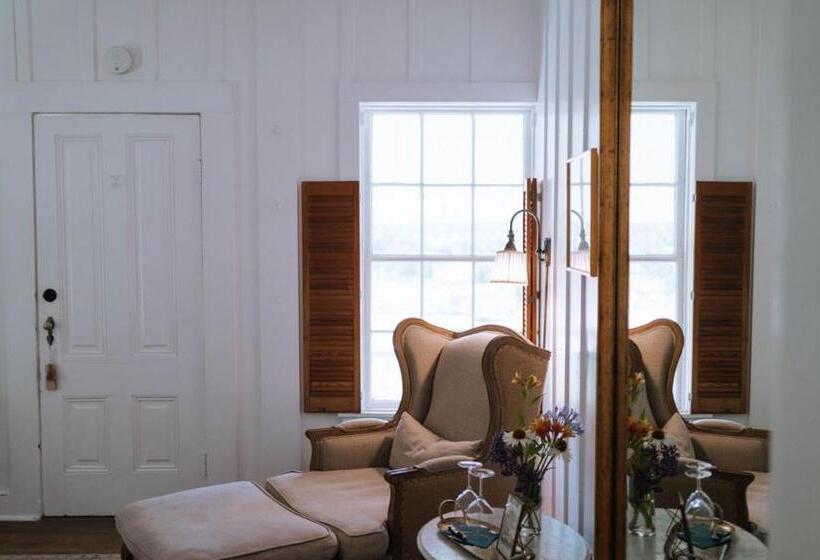 스위트, Beltane Ranch