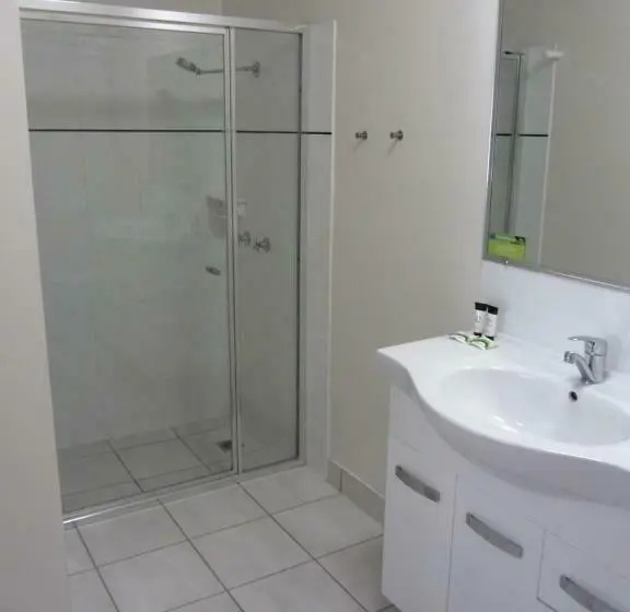 スーペリアールーム, Urangan Motor Inn