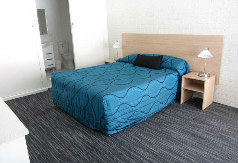 수피리어 룸, Urangan Motor Inn