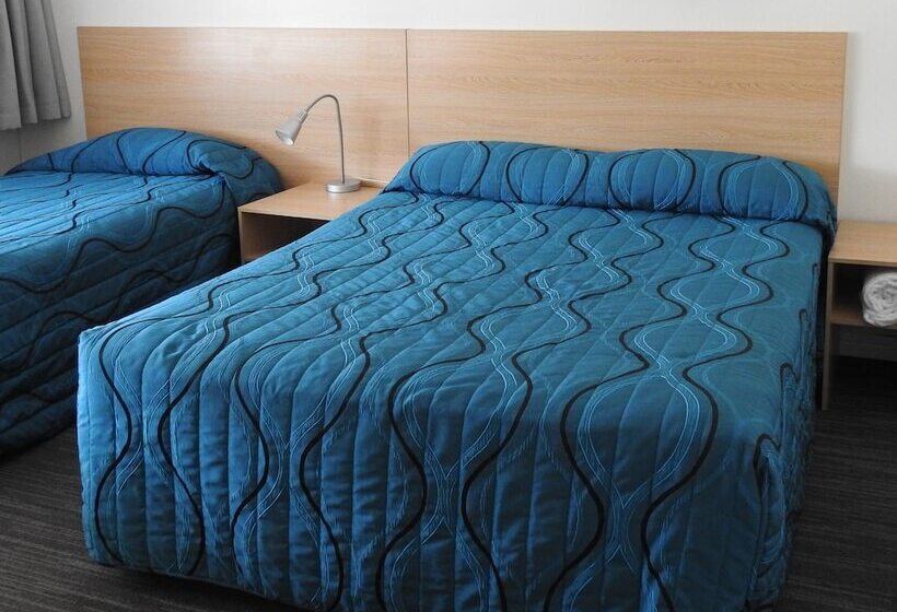 سوئیت خانواده 2 خوابه, Urangan Motor Inn