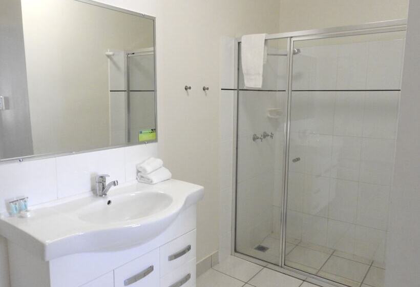 سوئیت خانواده 2 خوابه, Urangan Motor Inn