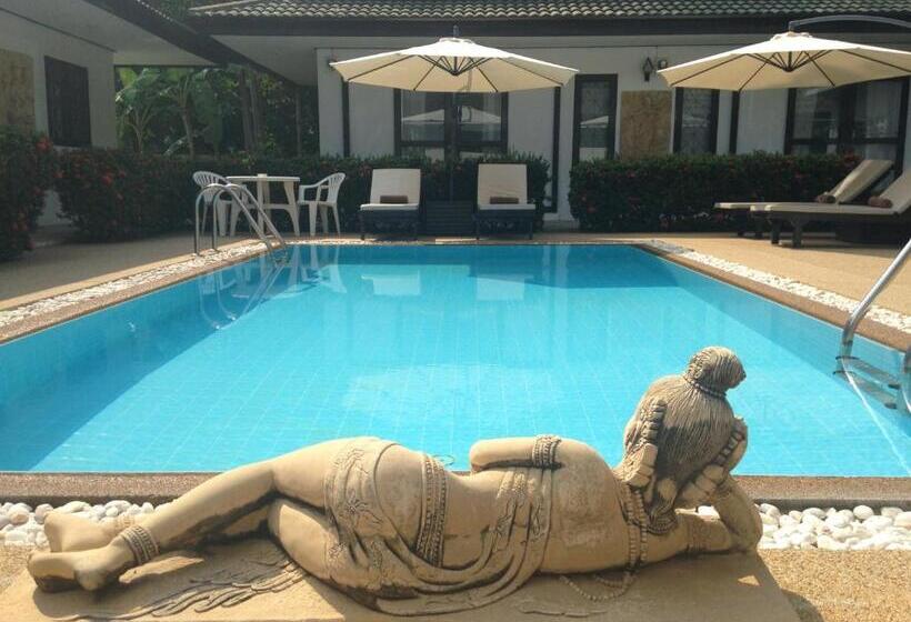 Номер Стандарт Вид на Бассейн, Baan Sawainam