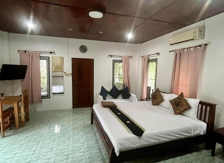 Номер Deluxe Кровать Кинг, Baan Sawainam