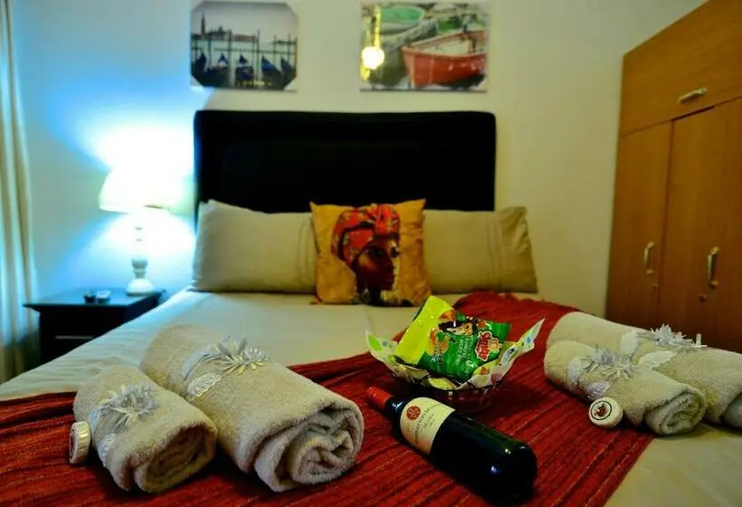 اتاق استاندارد, Lalamo Guest House