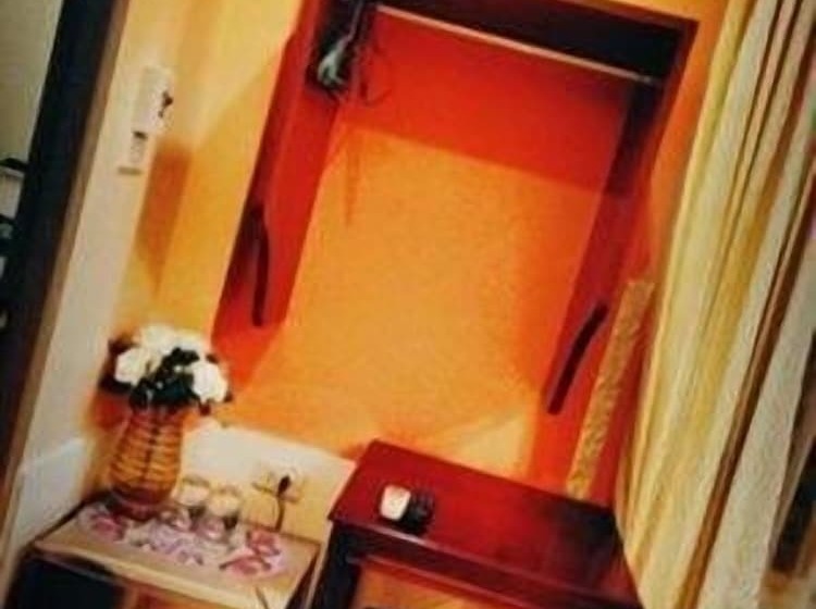 标准间, Surada Guesthouse