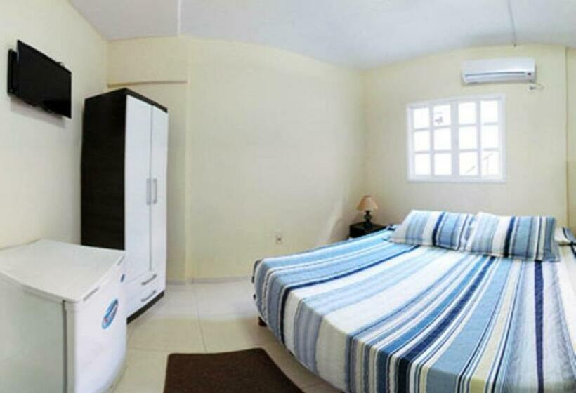 标准三人间, Petit Rivera Hotel