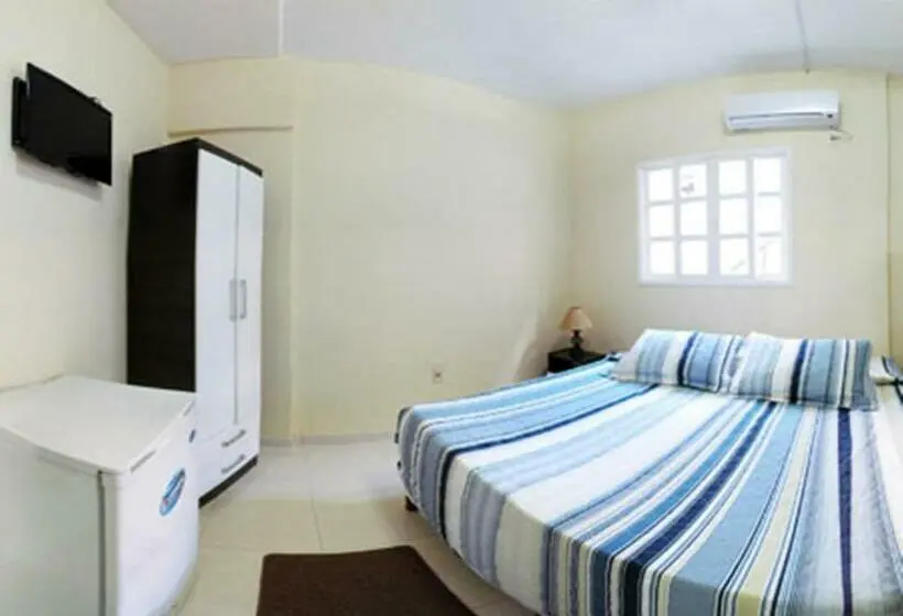 3-Bett-Standardzimmer, Petit Rivera Hotel
