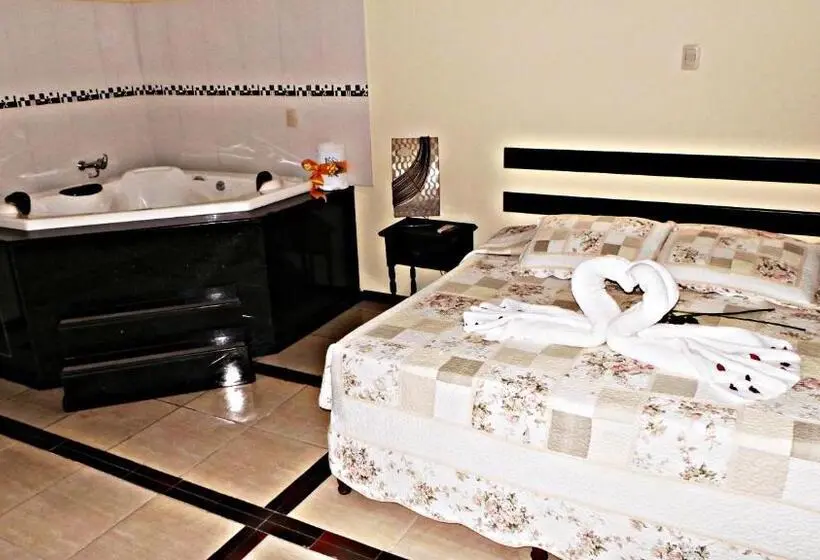 Deluxe Suite, Petit Rivera Hotel