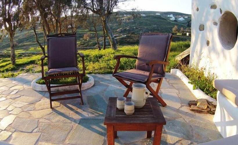 דירת חדר, Arokaria Hideaway Suites