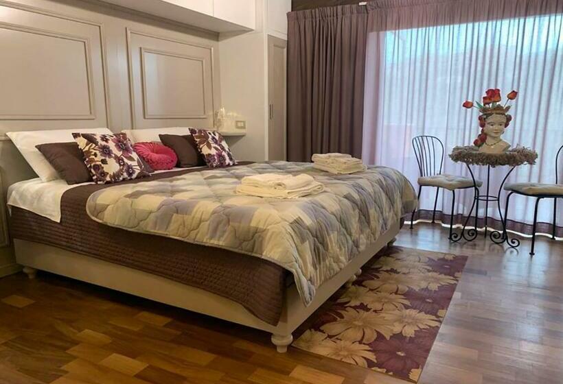 سوئیت جونیور با تراس, B&b Villa Del Sole Relais