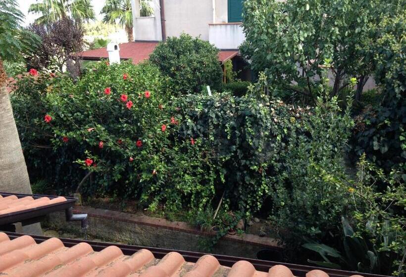 Номер Стандарт Вид на Сад, B&b Villa Di Giorgi