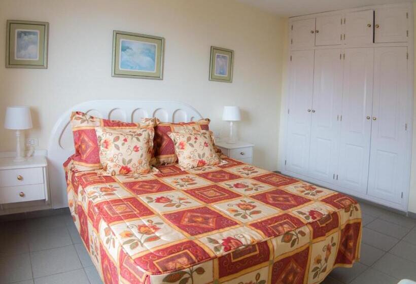 דירת דלוקס 2 חדרי שינה עם נוף לים, Club Tarahal