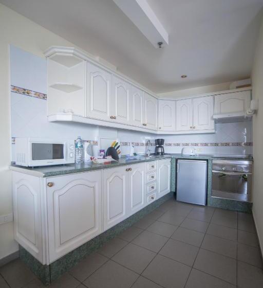 דירת דלוקס 2 חדרי שינה עם נוף לים, Club Tarahal