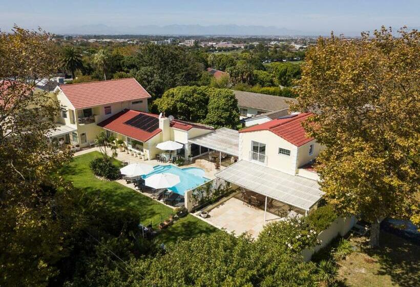 2间卧室的房子, Constantia Cottages