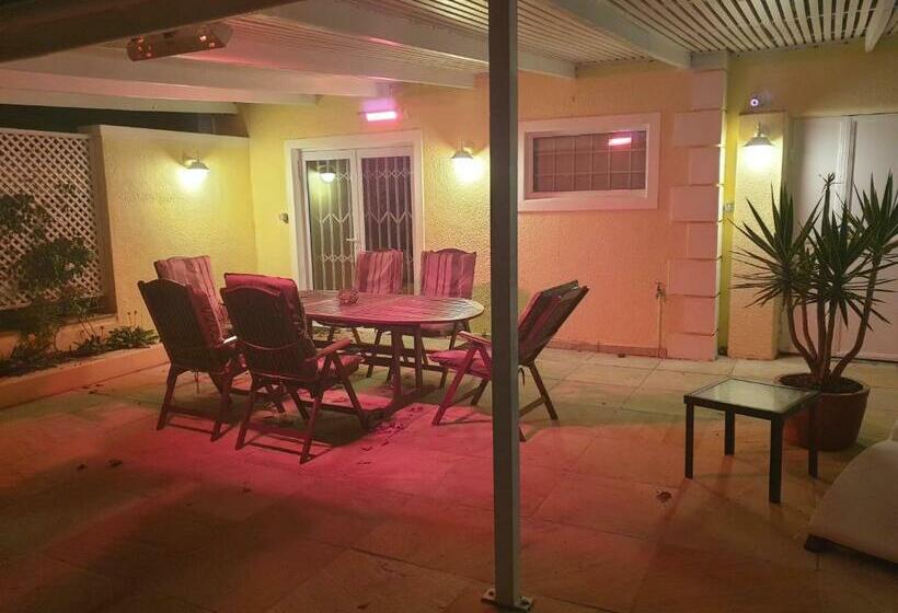 2间卧室的房子, Constantia Cottages