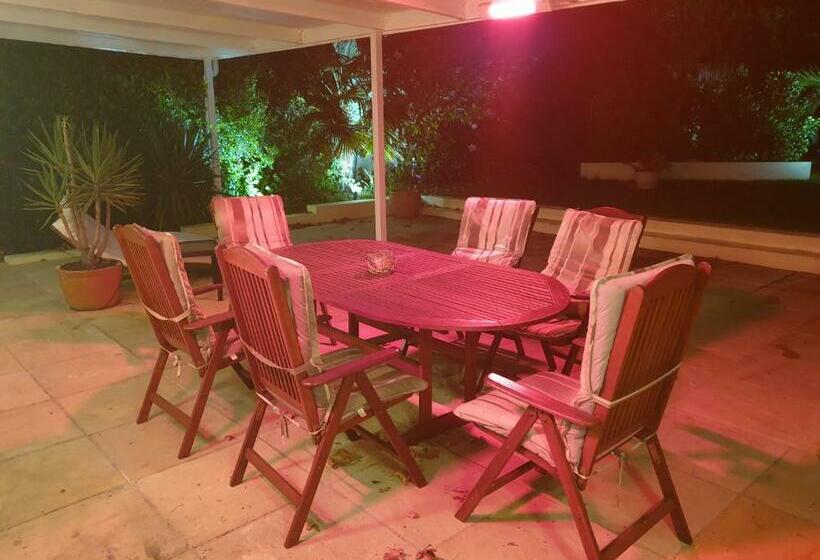 خانه 2 خوابه, Constantia Cottages