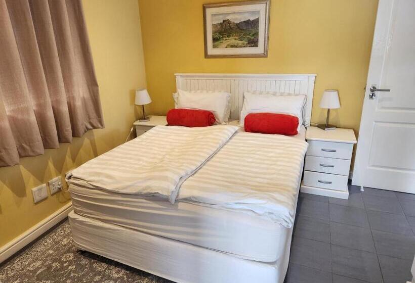 2间卧室的房子, Constantia Cottages