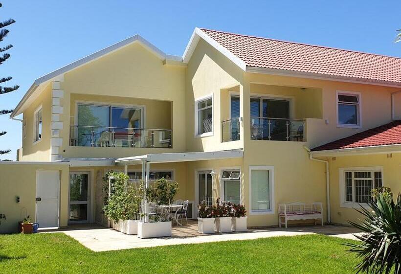 带1个卧室的带阳台的公寓, Constantia Cottages