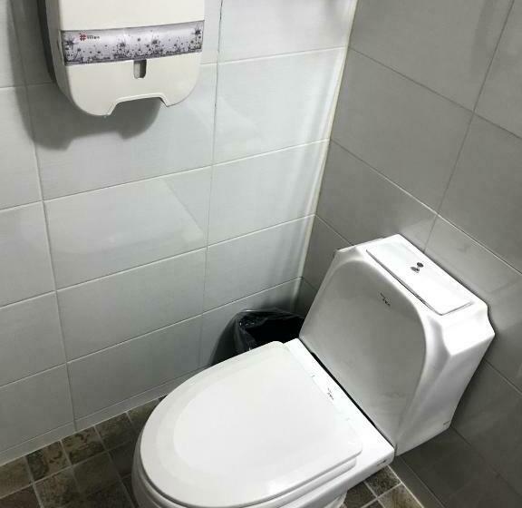 Quarto Deluxe, Apple House Mini