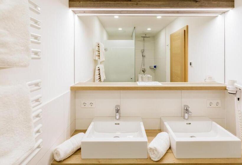 バルコニー付きジュニアスイート, Barbarahof Saalbach