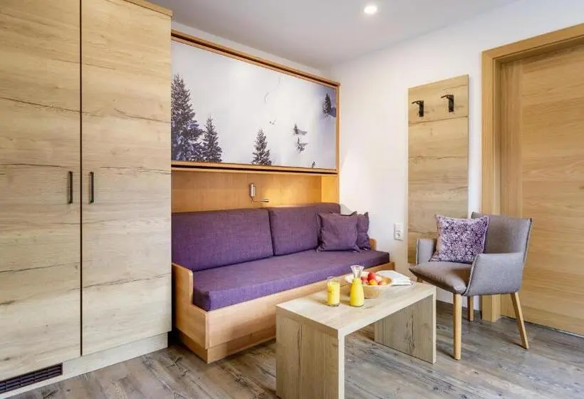 سوییت جونیور با بالکن, Barbarahof Saalbach