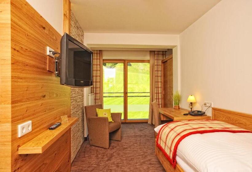 バルコニー付きシングルスタンダードルーム, Barbarahof Saalbach