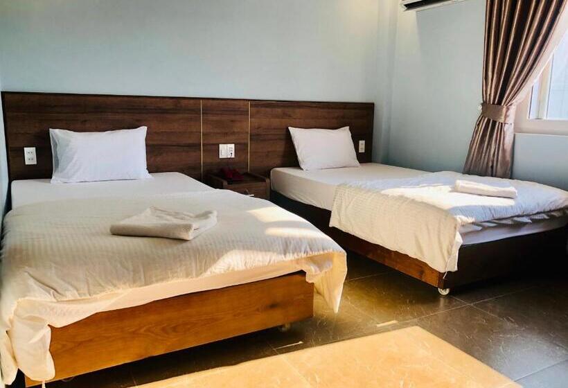 اتاق استاندارد چهار تخته, Binh Duong 2