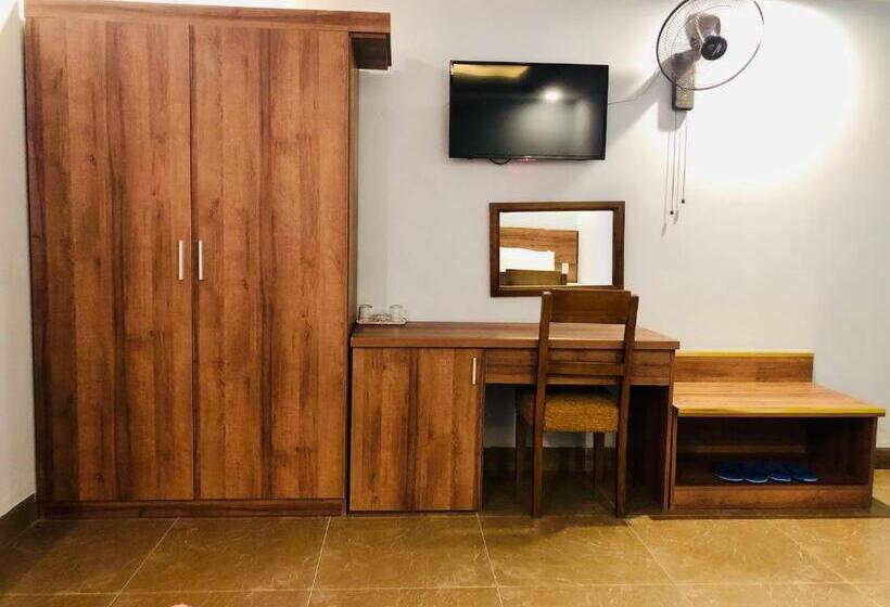 اتاق سوپریور سه تخته, Binh Duong 2