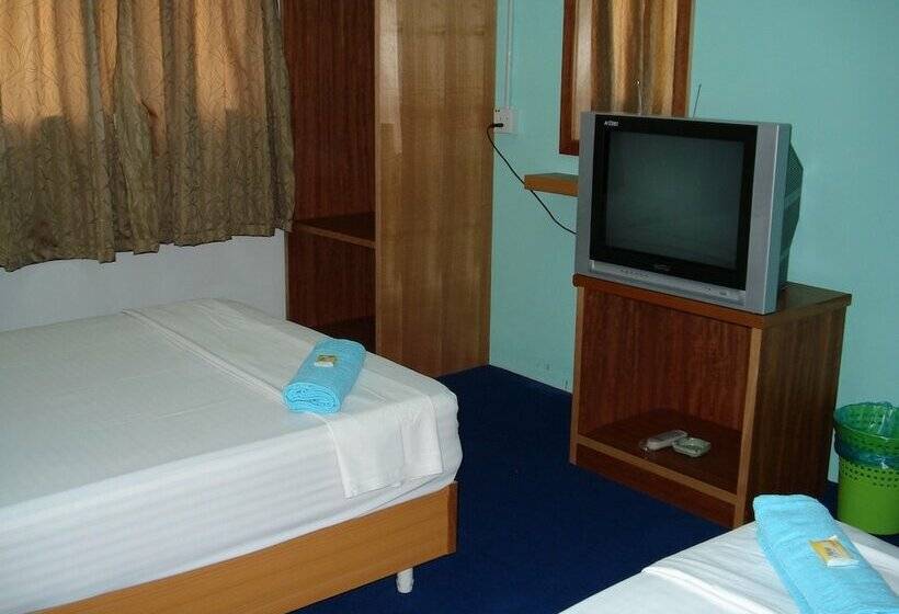 غرفة قياسية حمام مشترك, De Chempedak 1