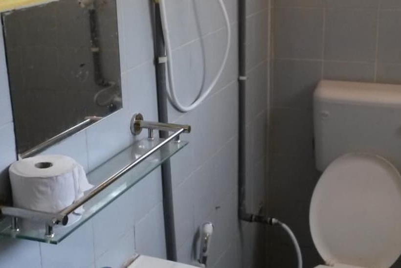 Quarto Familiar Banheiro Compartilhado, De Chempedak 1