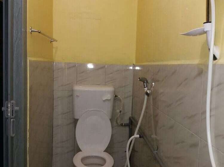 غرفة قياسية فردية, De Chempedak 1