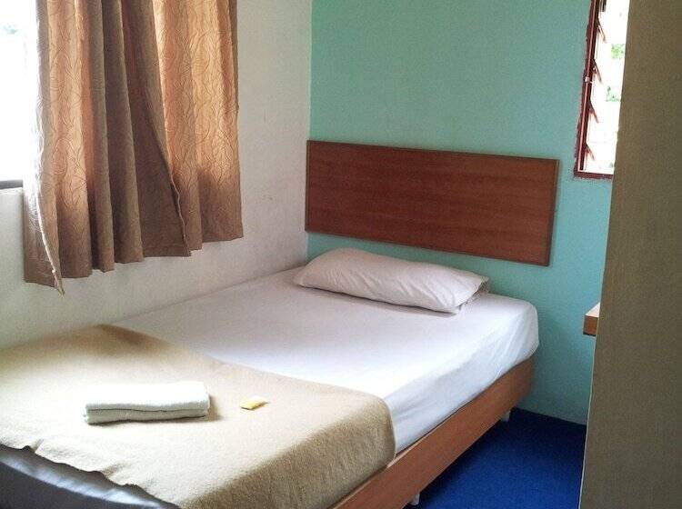 غرفة قياسية فردية, De Chempedak 1